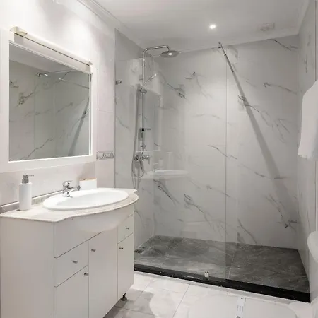 Intelsol By An Island * Calheta (Madeira)