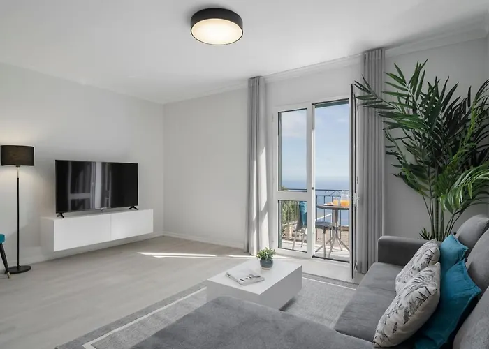 Intelsol By An Island Apartament Calheta (Madeira)