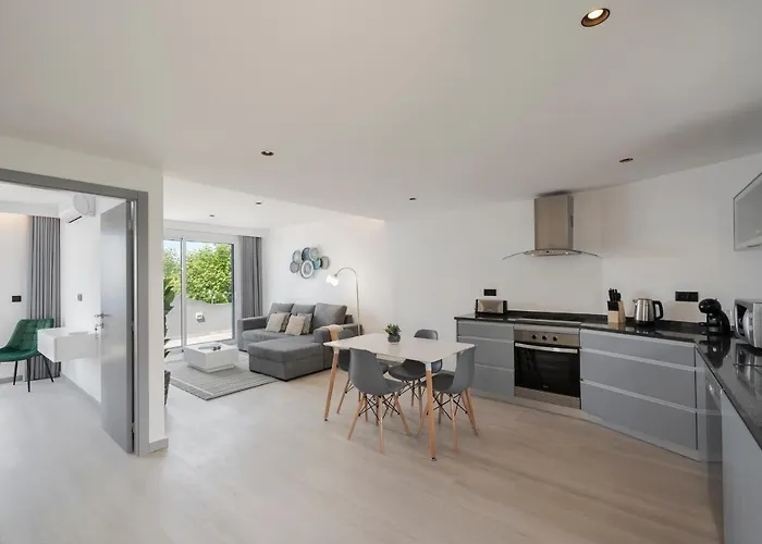 Intelsol By An Island * Calheta (Madeira)