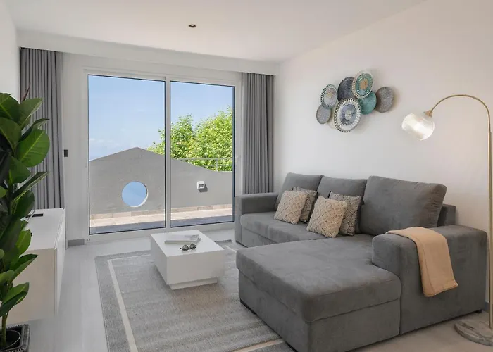 Intelsol By An Island